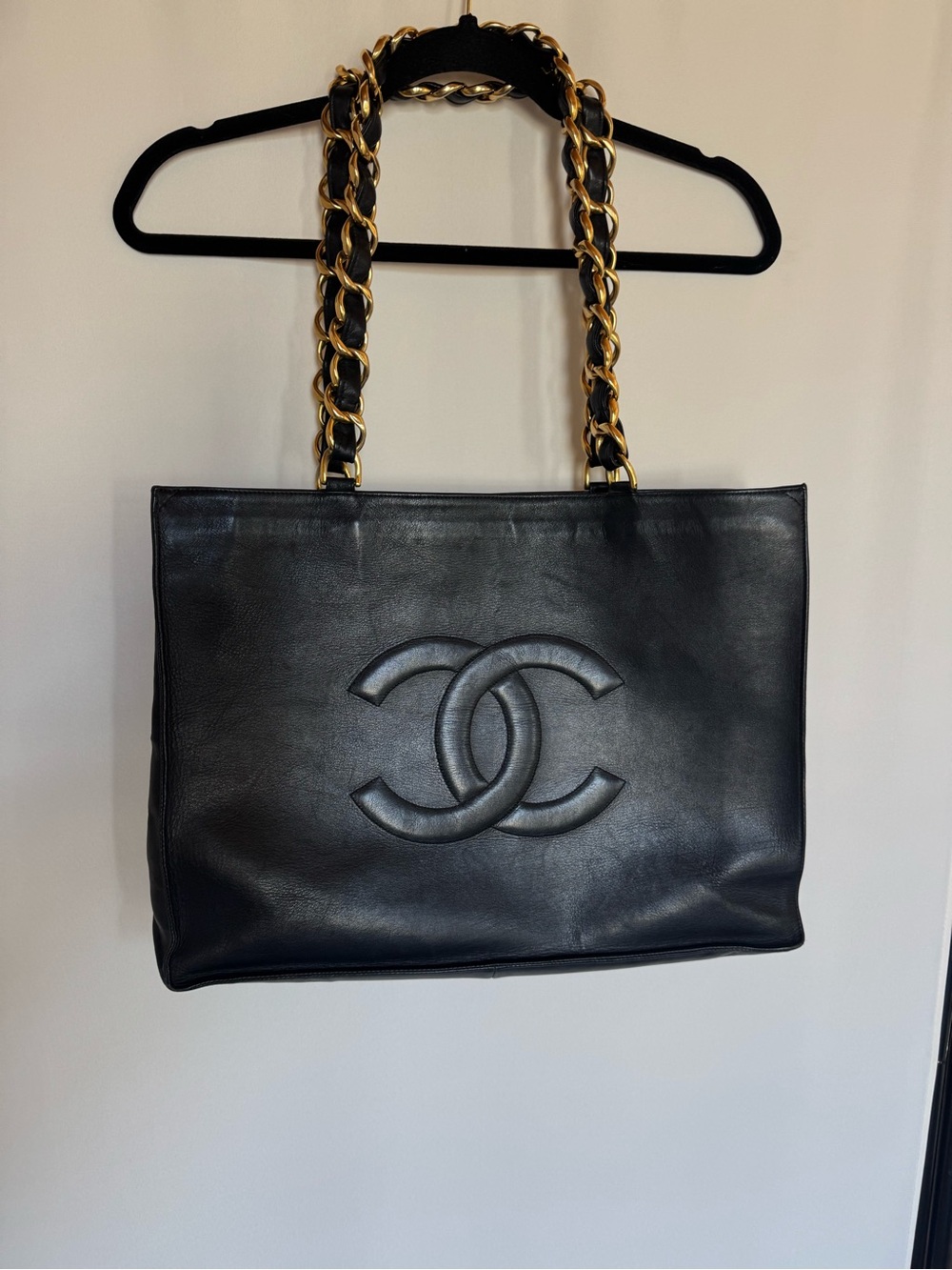 Authentic CHANEL Jumbo xl Shopping Tote Timeless Classic CC Black Lambskin